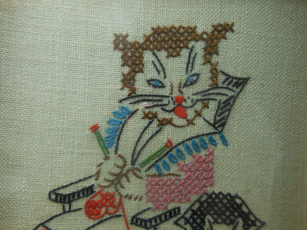 Vintage Cross Stitch Cats Knitting Framed Needlepoint Kitten