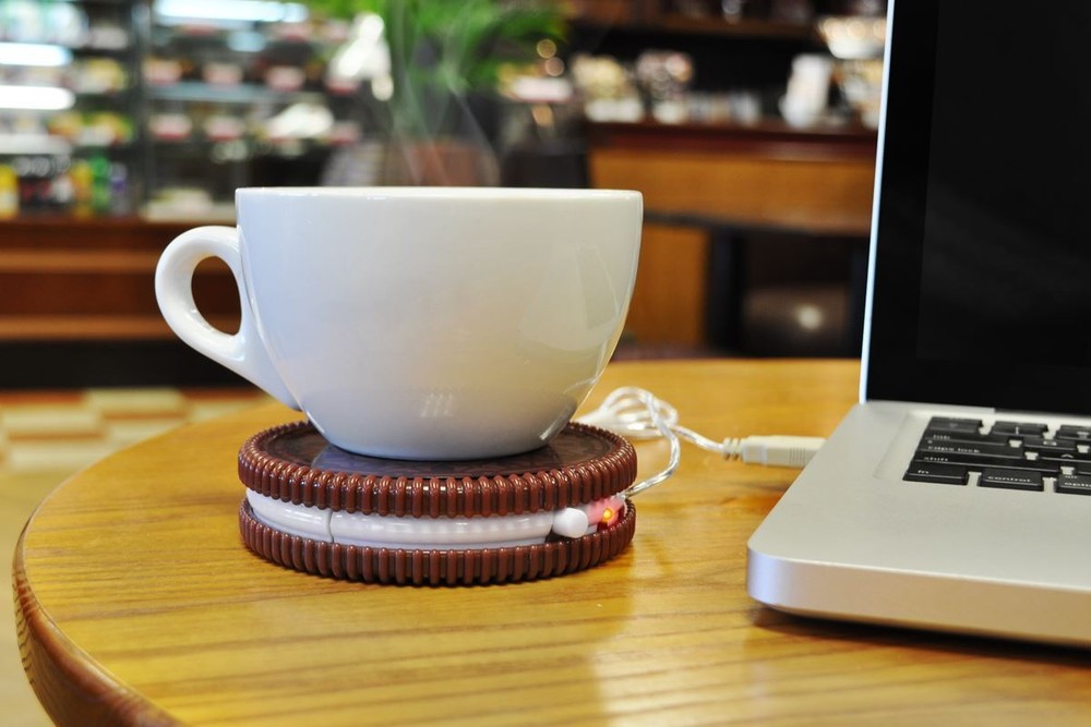 Hot Cookie Warmer Oreo Shaped Cup Warmer USB Powered By Mustard
