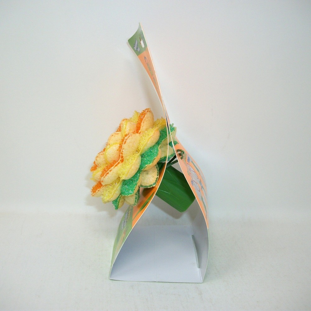 One Scrub Daddy Scrub Daisy THE DAISY Dishwand System Scrubber Replacement Head