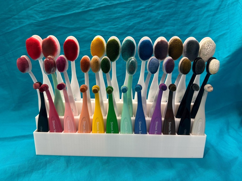 3D Printed Blending Brush Holder - 36 slots