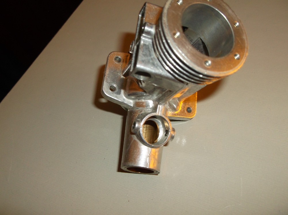 NEW CONDITION FOX 35or.36 RC CRANKCASE