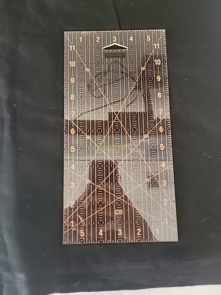 Fiskars 12" X 6" Quilting Ruler