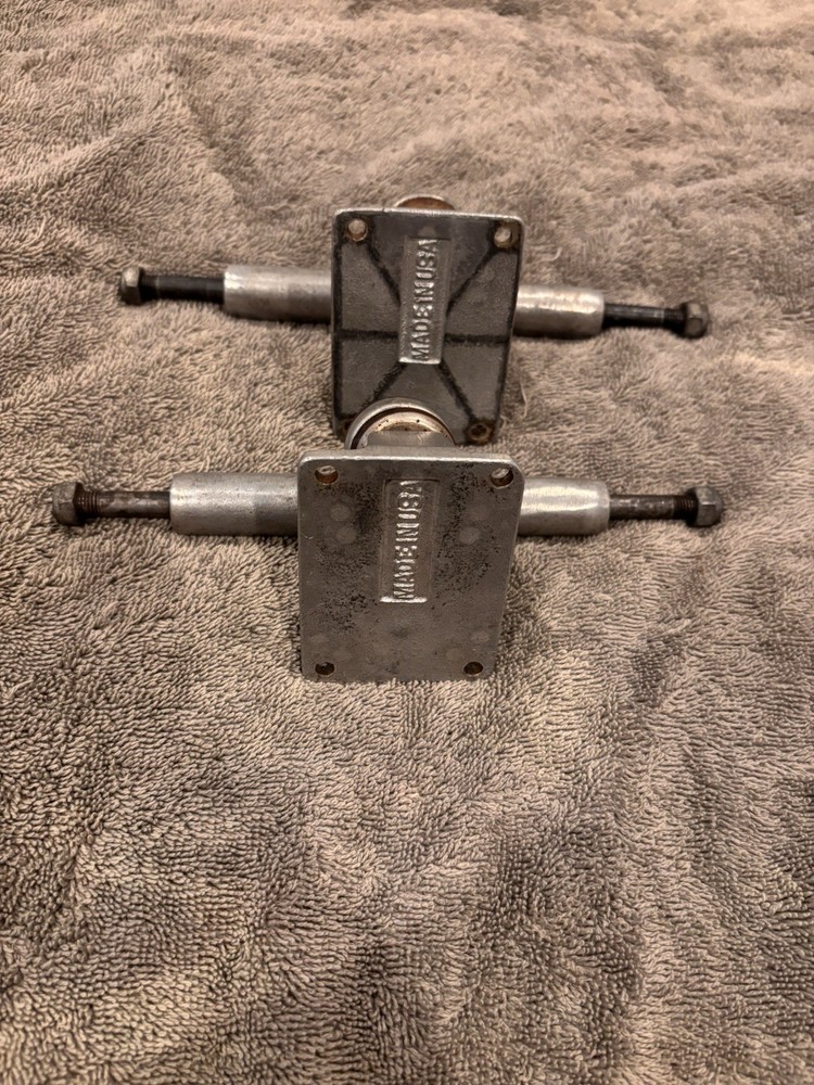 Stage 1 Independent Skateboard Trucks 1970’s