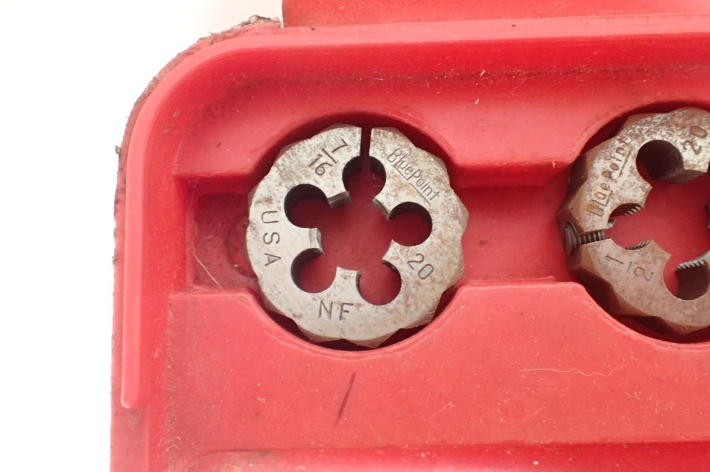 Snap on blue point TD2425 tap and die set (Missing components)