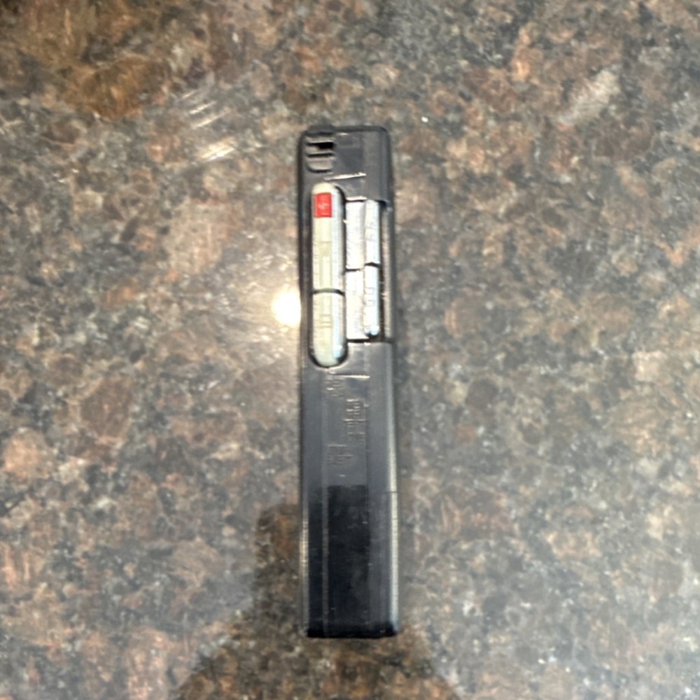Panasonic RQ-L32 Voice Activated Handheld Microcassette Recorder
