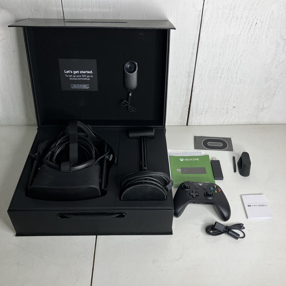 Oculus Rift CV1 Original Set for PC Virtual Reality Headset w/ Xbox Controller