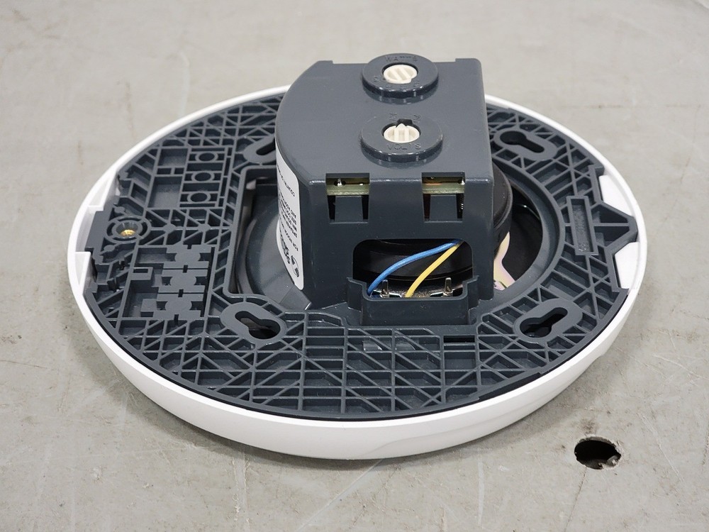 SURPLUS NEW System Sensor SPCWLA 25/70VRMS Round White Ceiling Mount Speaker