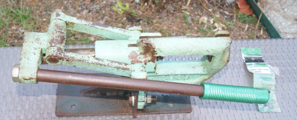 RCBS RC HUGE MOUNTING RELOADING PRESS WITH MOUNT