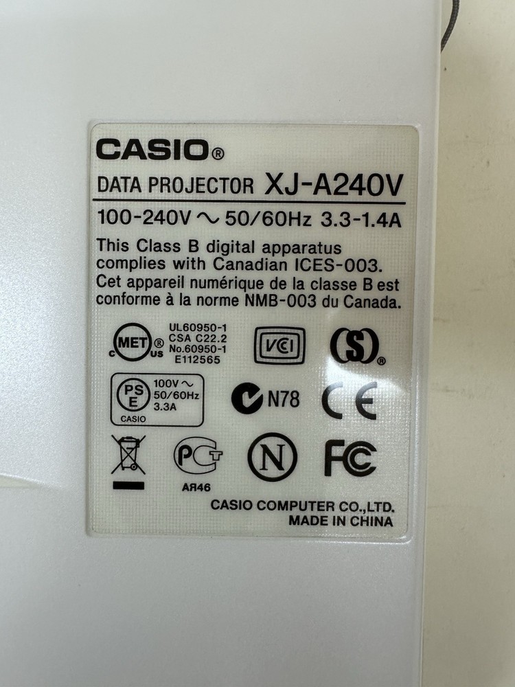 Casio Data Projector XJ-A240V HDMI Computer Connection Remote
