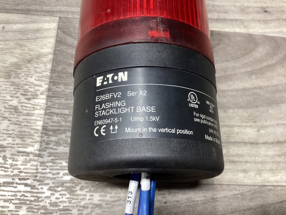 Eaton E26BFV2 Ser A2 RED Flashing Stacklight Base #133M11-B