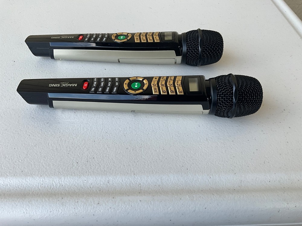 2 Magic Sing EX23DTH Microphone Karaoke on stage wireless Microphone Tested