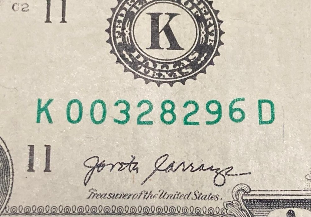2017 Error $1 Dollar note Misaligned Serial Number High 6