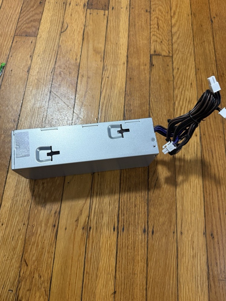 Dell 200W EPS Network Server Switching Power Supply AC2C0EBS-01 P4 Connector