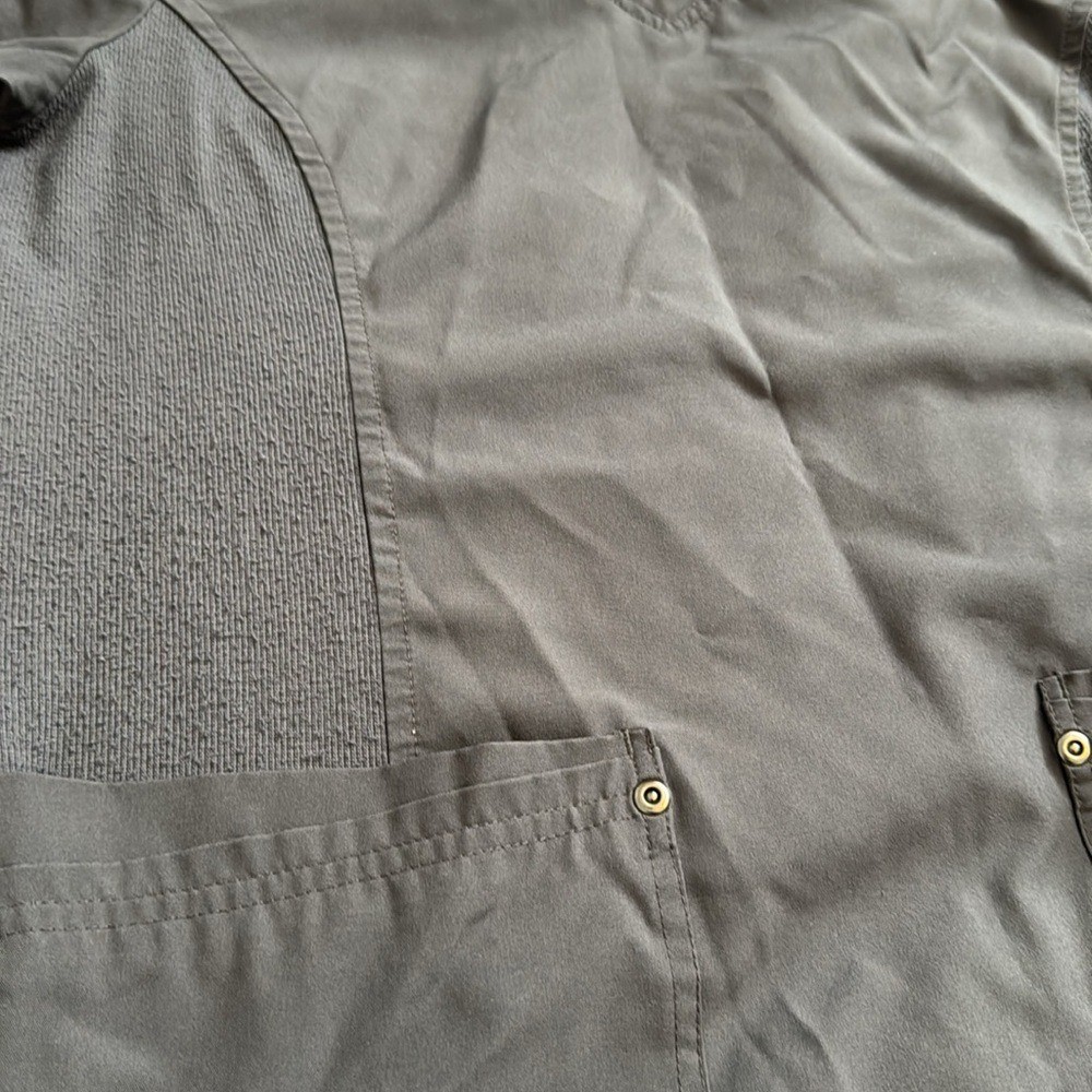 Beverly Hills Uniforms Gray Scrub Set Size Medium