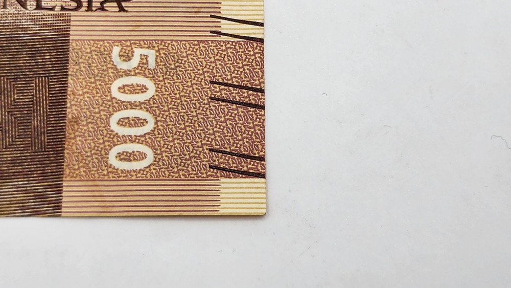 2016 Indonesia 5000 Rupiah Banknote - P#156a