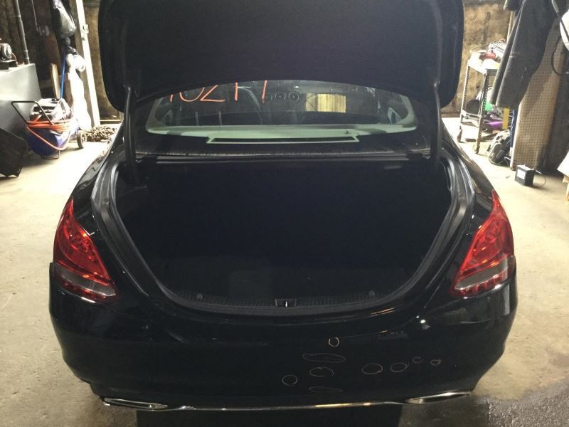 2015-2018 Mercedes C-Class Information Display Upper Dash One Tab Broken