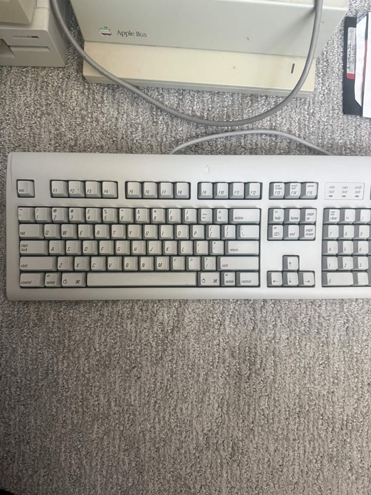 Apple II GS A2S6000 Vintage Computer