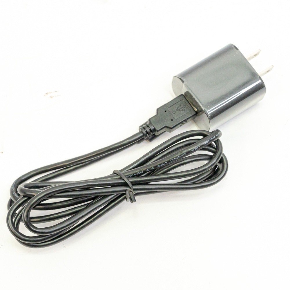 Polyend Tracker Compact Standalone Sampling Workstation Sequencer w/ Box PSU