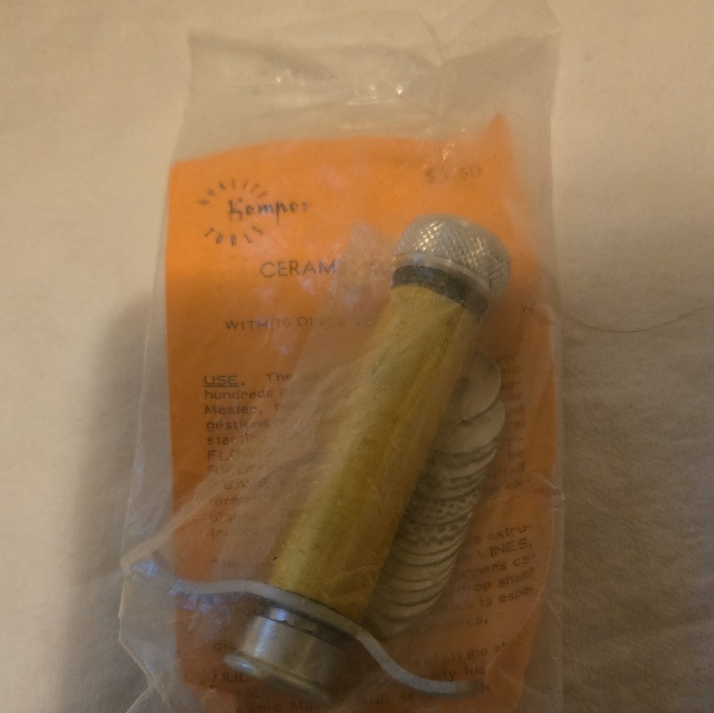 Vintage Kemper Quality Tools Ceramic Master With 16 Discs NOS