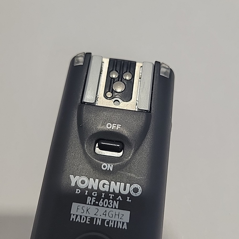 Yongnuo RF-603 C3 RF603 C3 Wireless Flash Trigger/Remote Bin I