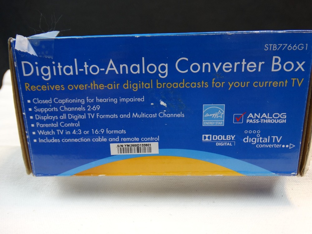 Digital to Analog converter box - new