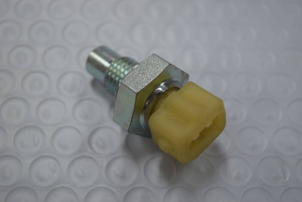 Kawasaki OEM 21176-Y011 SensorWater Temp