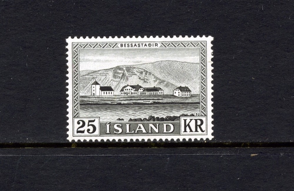 Iceland    305   MH     Town     AV854