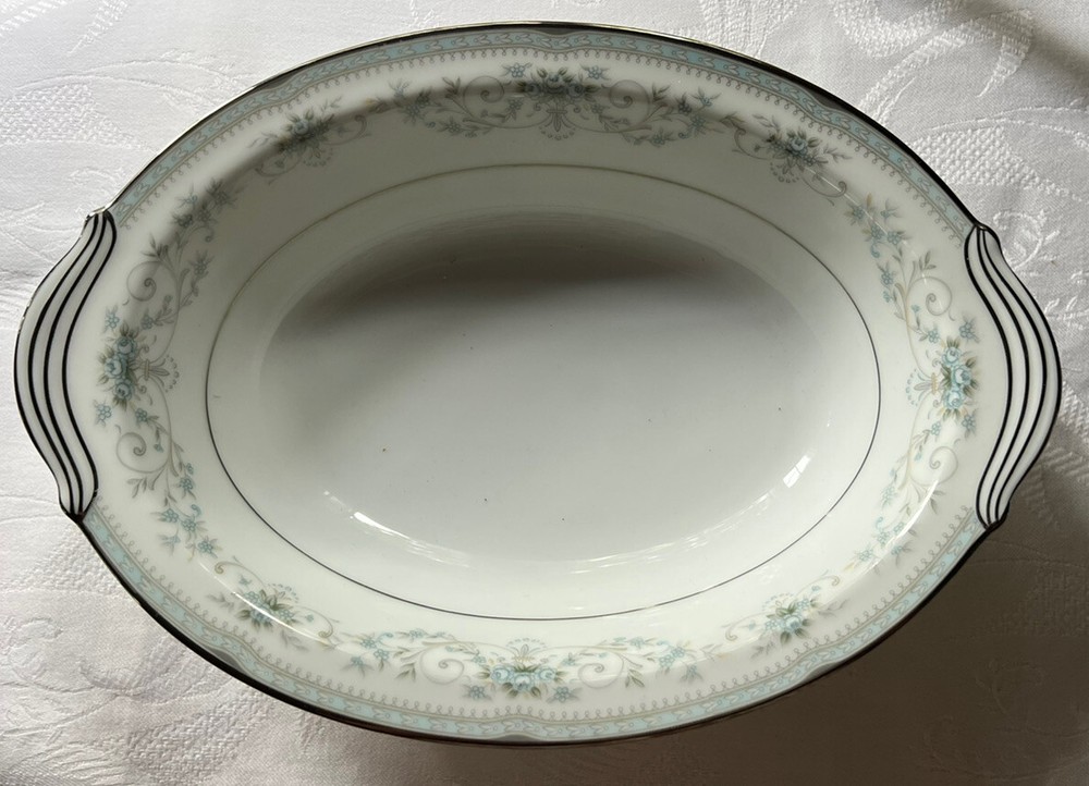 Noritake Colburn 6107 10” Oval Vegetable Bowl
