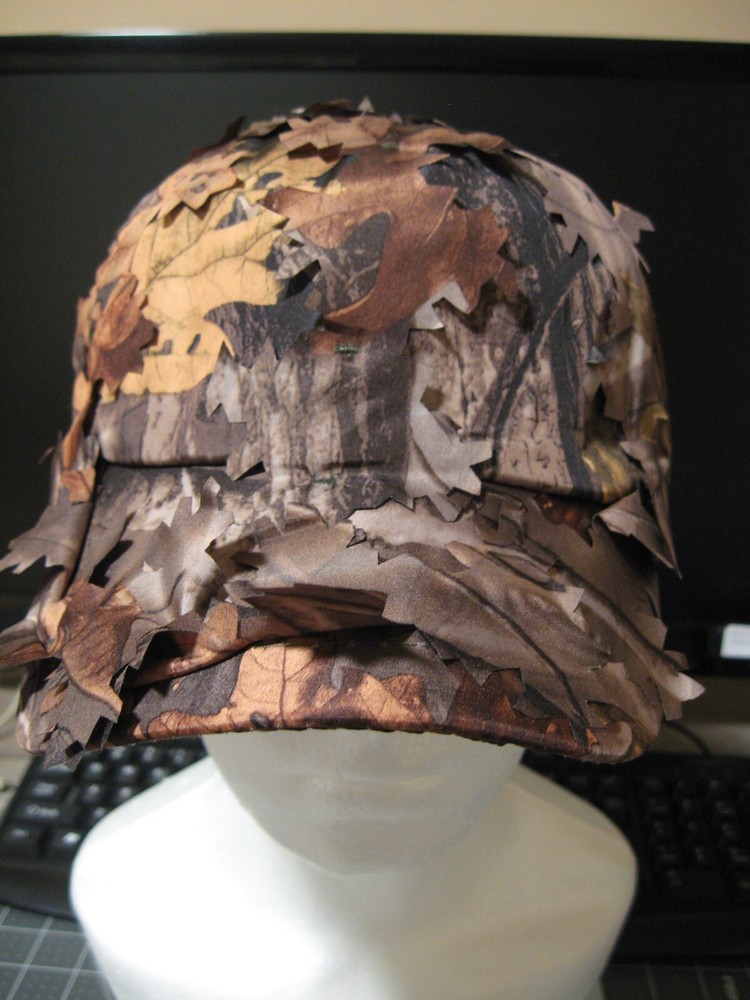Lucky 7 Leafy Camo Cap Baseball Style Visor Bow Hunting Hat / Adjustable
