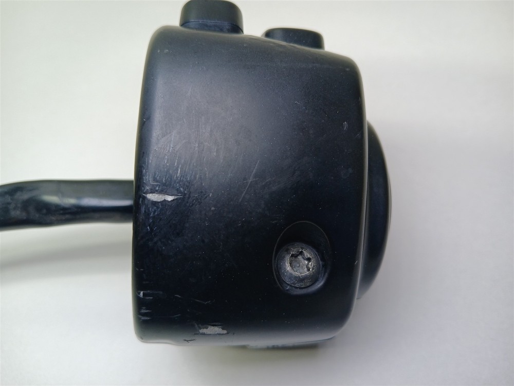 Harley-Davidson 2009 Dyna FXDC Left Hand Control Switch 71567-96 / 71685-06A