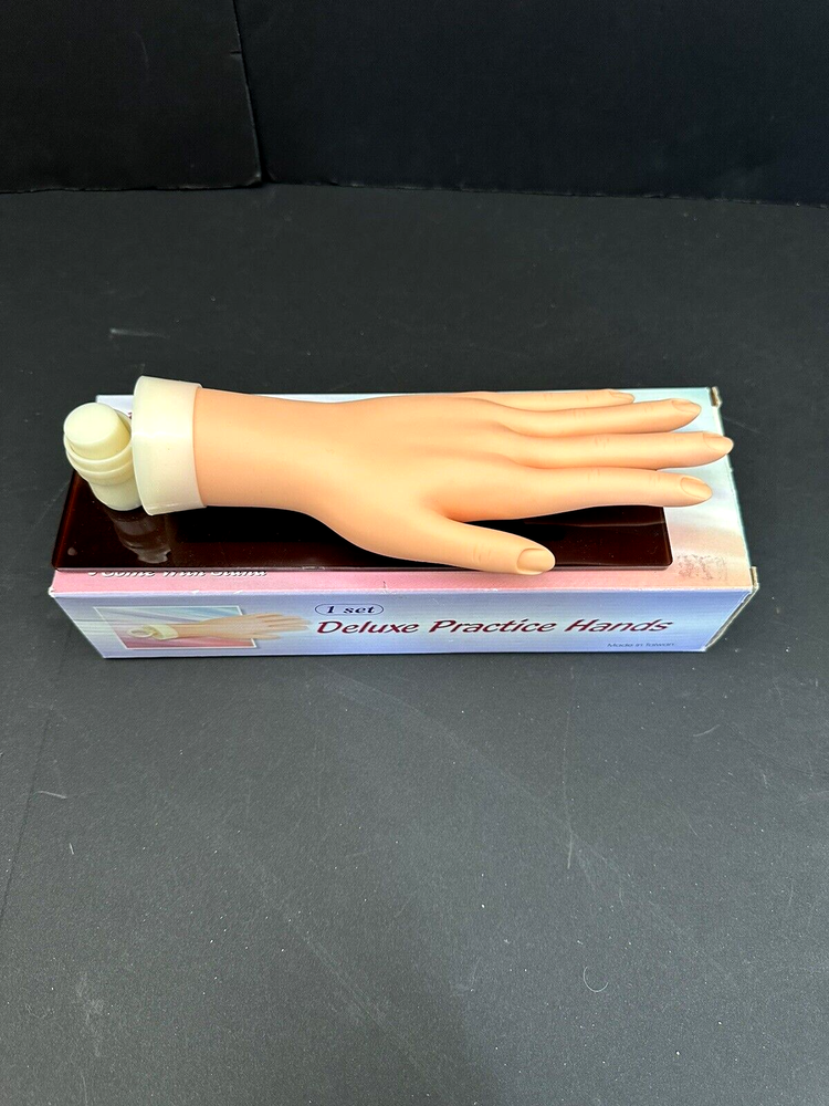 PRACTICE MANNEQUIN HAND FLEXIBLE FINGER NAILS WITH ACRYLIC BOARD