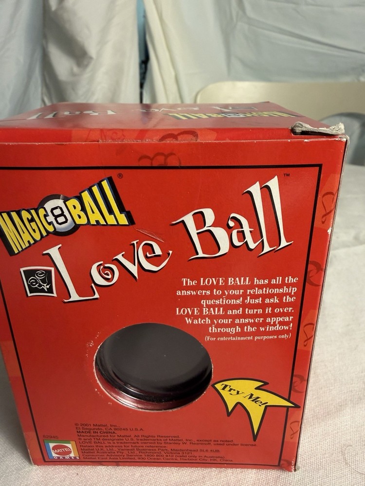 Magic 8 Ball Love Ball