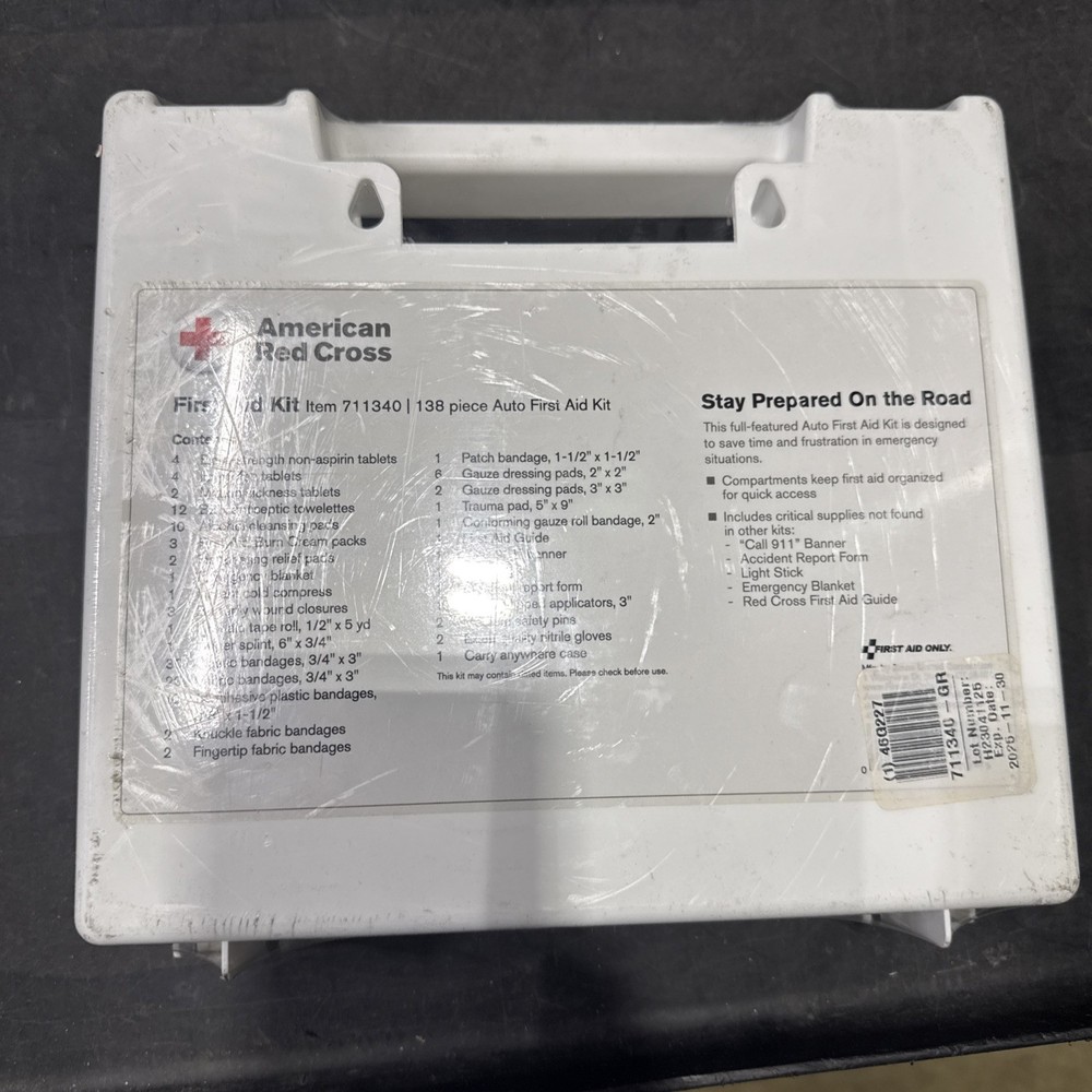 711340 Auto First Aid Kit