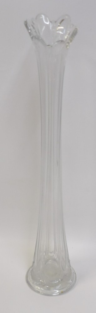 Stunning Galloway US Pattern Glass 20" Vase