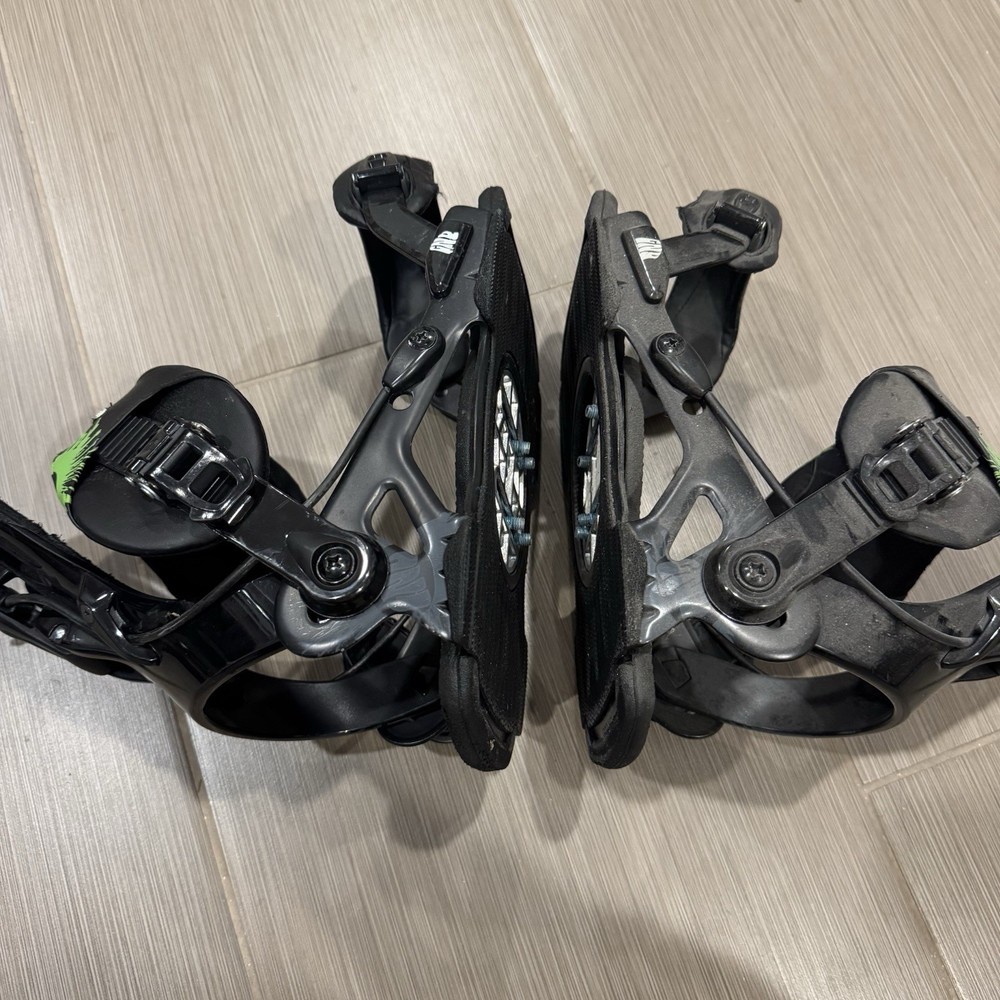 Gnu Park Fantast Snowboard Bindings Size Medium sLab Series