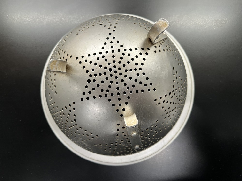 Vintage Aluminum Footed Colander Strainer Star Pattern