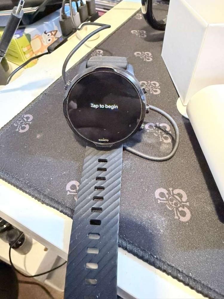 SUUNTO 7 Smart Watch GPS Map Display Map Graphite Black Silicone Digit