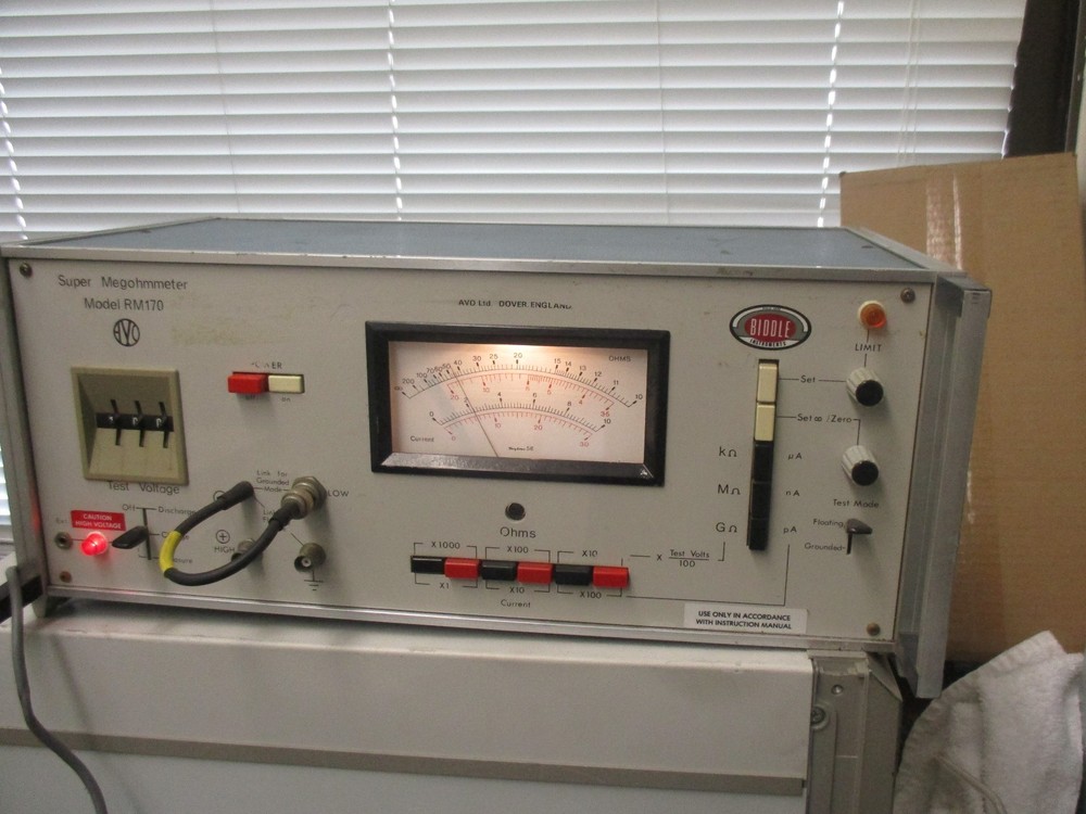 Biddle Instruments Model: RM170 Super Megohmmeter