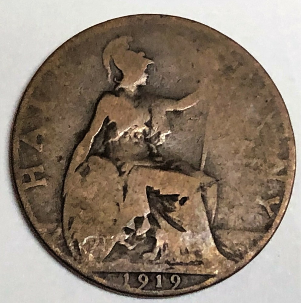 # C8269    GREAT BRITAIN     COIN,     HALF  PENNY    1919