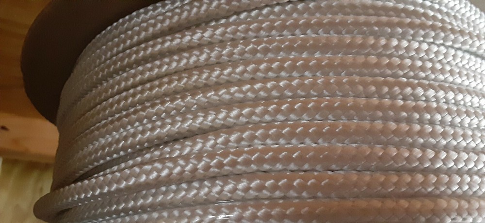 3/16" x 672 ft. Smooth Braid MFP Anchor/Camp/ Utility Rope Spool. White.