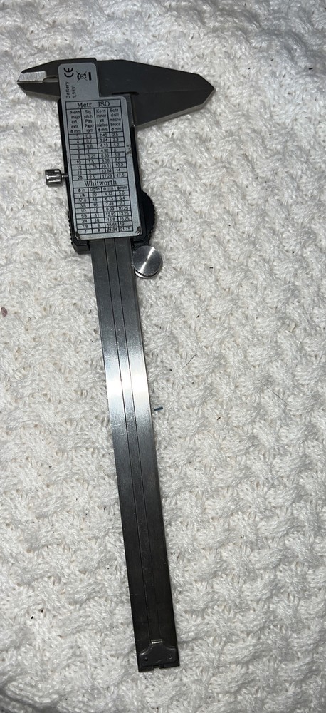 Electronic 6Inch Digital Caliper with LCD Readout and Storage Case