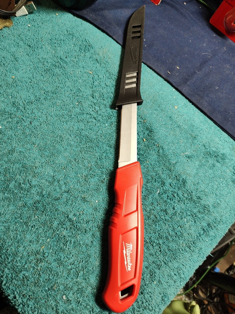 Milwaukee Tool Serrated Or Smooth Blade Insulation Knife. Quantity Discount