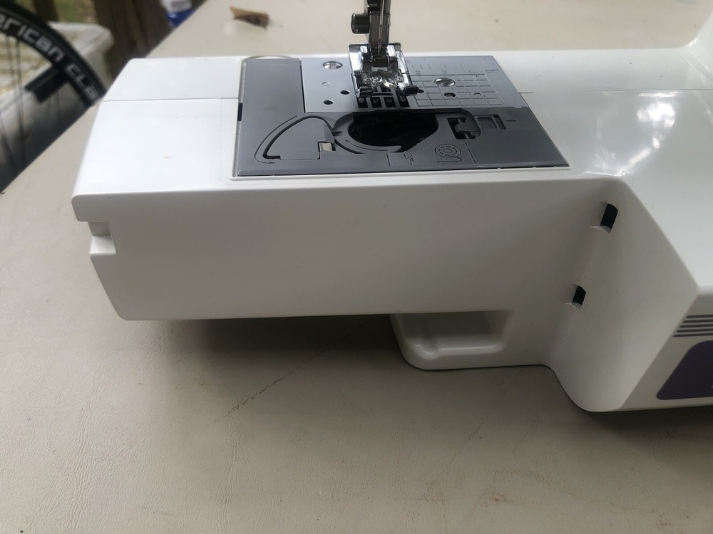 Used Brother XR-7700 Computerized Sewing Machine