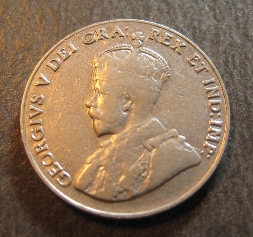 1932 Canada 5 Cents - King George V -  (P4401)