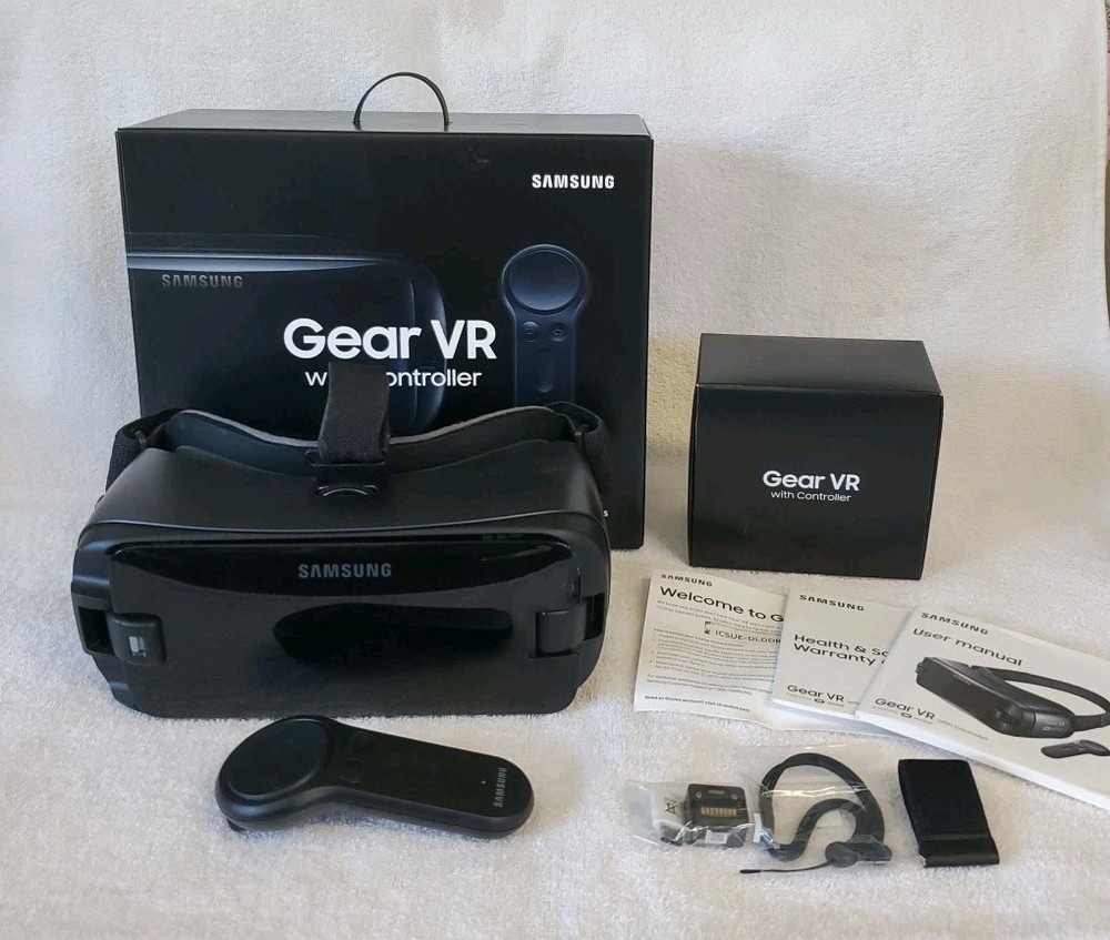Samsung Gear VR with Controller SM-R324NZAAXAR