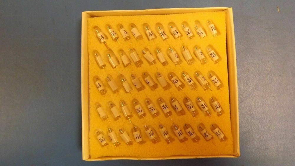 (5PC) FB3 IEE 14V LAMP