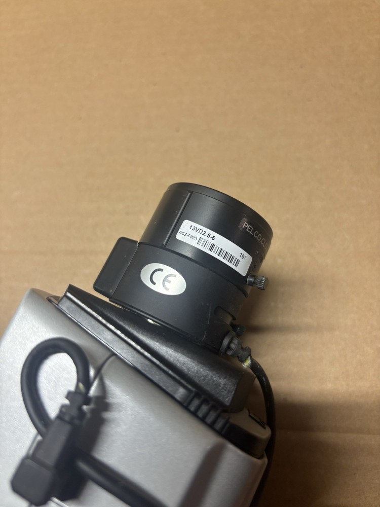 Pelco Sarix Camera & Pelco 13VD2.5-6 Lens