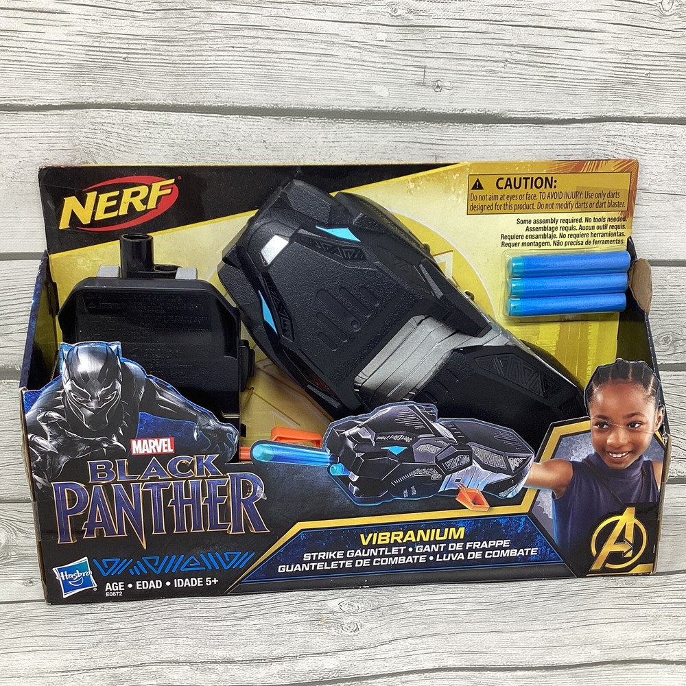 Nerf Black Panther Vibranium Strike Gauntlet