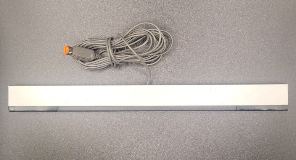 Nintendo RVL014 Original Wii Sensor Bar - Silver /Black