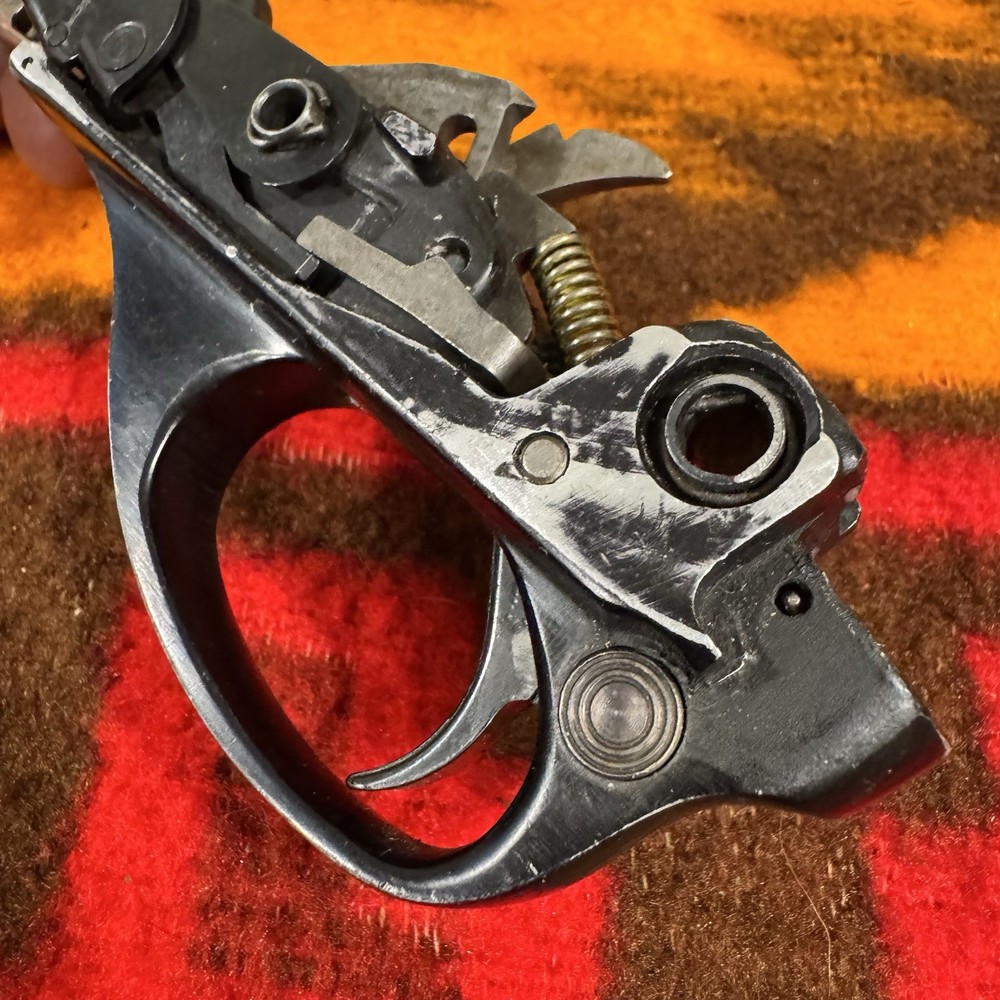 REMINGTON 1100 TRIGGER ASSEMBLY 12 Ga.